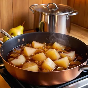 Рецепт Салат "Оливье" с копченым сыром и грушевым чатни - Создание грушевого чатни