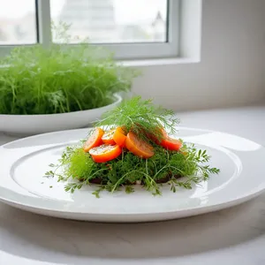 Рецепт Салат с копченой курицей и ананасом - Подача и украшение