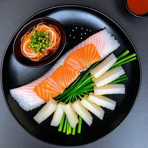 Рецепт Сашими из морского окуня с гранатовым соусом - Сборка и подача