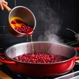 Рецепт Шашлык из оленины с можжевельником и брусничным соусом - Приготовление брусничного соуса