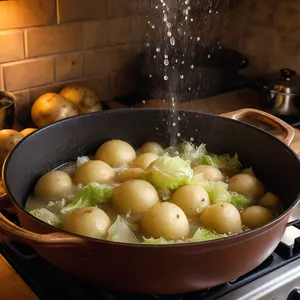 Рецепт Щи с рыбой и сельдереем - Закладка картофеля и капусты