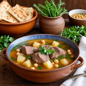 Рецепт Шурпа из баранины с нутом и зеленью - Подача