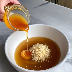 Рецепт Сосиски с имбирным соусом и кунжутом - Приготовление имбирного соуса