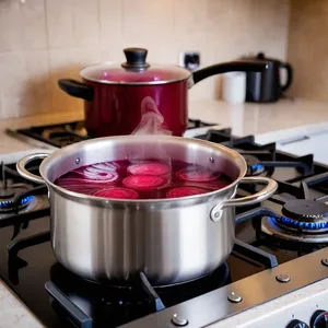 Рецепт Свекольник с грушей и грецким орехом - Приготовление основы свекольника
