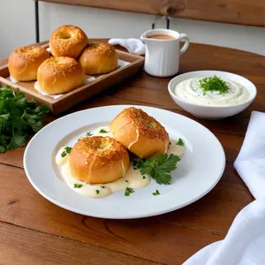 Рецепт Сырные бризоли с черносливом и грецким орехом - Подача