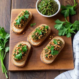 Рецепт Тост с баклажанной икрой и кедровыми орешками - Подача