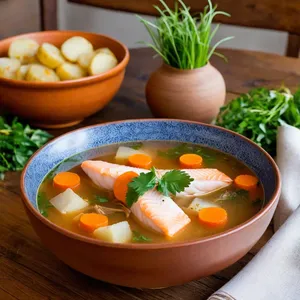 Рецепт Уха из хариуса с черемшой и перцем - Подача ухи