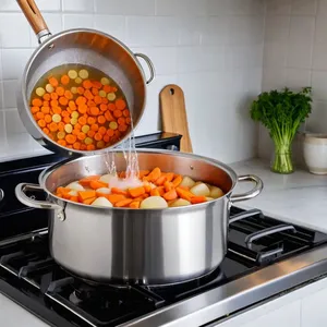 Рецепт Уха из морского окуня с мандарином и шалфеем - Приготовление бульона