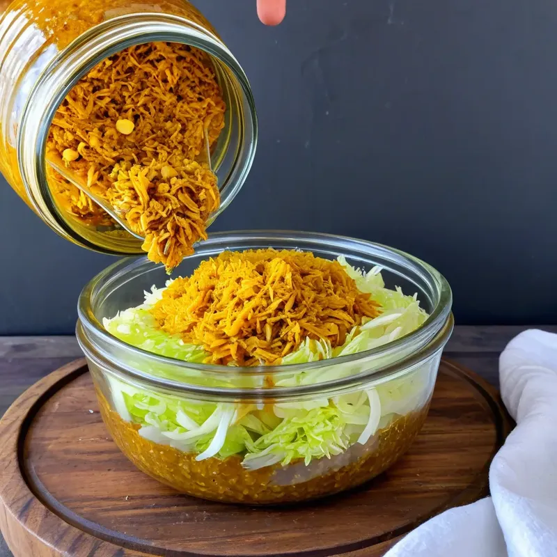 Рецепт Квашеная капуста с финиками и карри