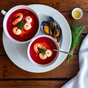 Борщ с морепродуктами и шафраном
