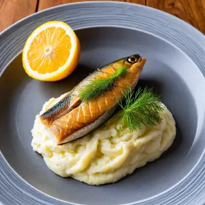 Копчёная скумбрия с картофельным пюре