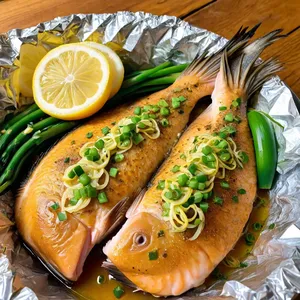 Окунь в фольге с лимоном и зеленым луком