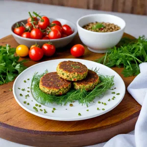 Овощные котлеты с редькой и полбой