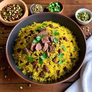 Плов с бараниной и фисташками