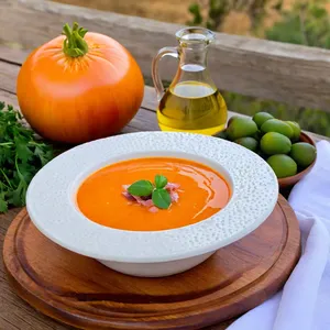 Сальморехо с инжиром и хамоном