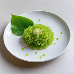 Сашими из морского винограда с васаби и кинзой