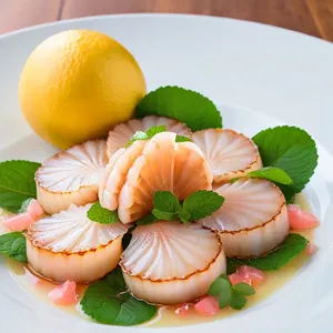 Севиче из морского ушка с помело и мятой