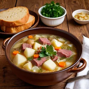 Щи с копченостями и картофелем