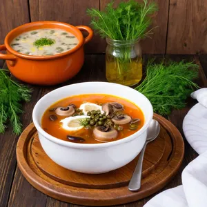 Солянка с грибами и каперсами