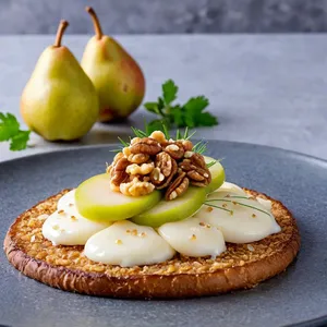 Сырные бризоли с грушей и грецким орехом
