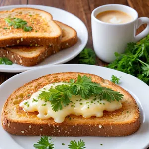 Сырные тосты с чесноком и зеленью